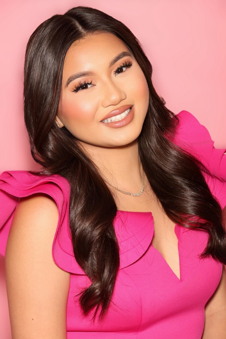 Portrait of Camille Nguyen.